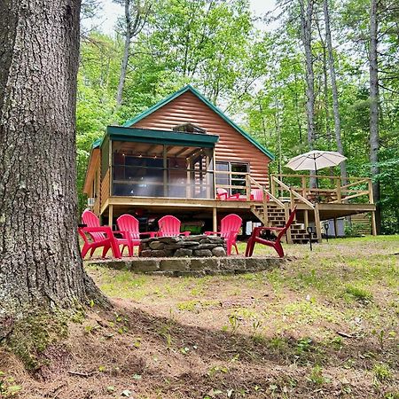 The Pinecone Villa Winthrop Exterior photo